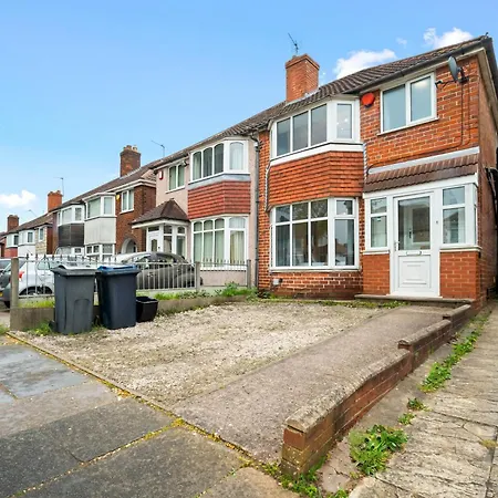 Stylish Four Bedroom House - Garden - Parking - Great Barr 110f Nyaraló