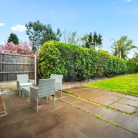 Nyaraló Stylish Four Bedroom House - Garden - Parking - Great Barr 110f